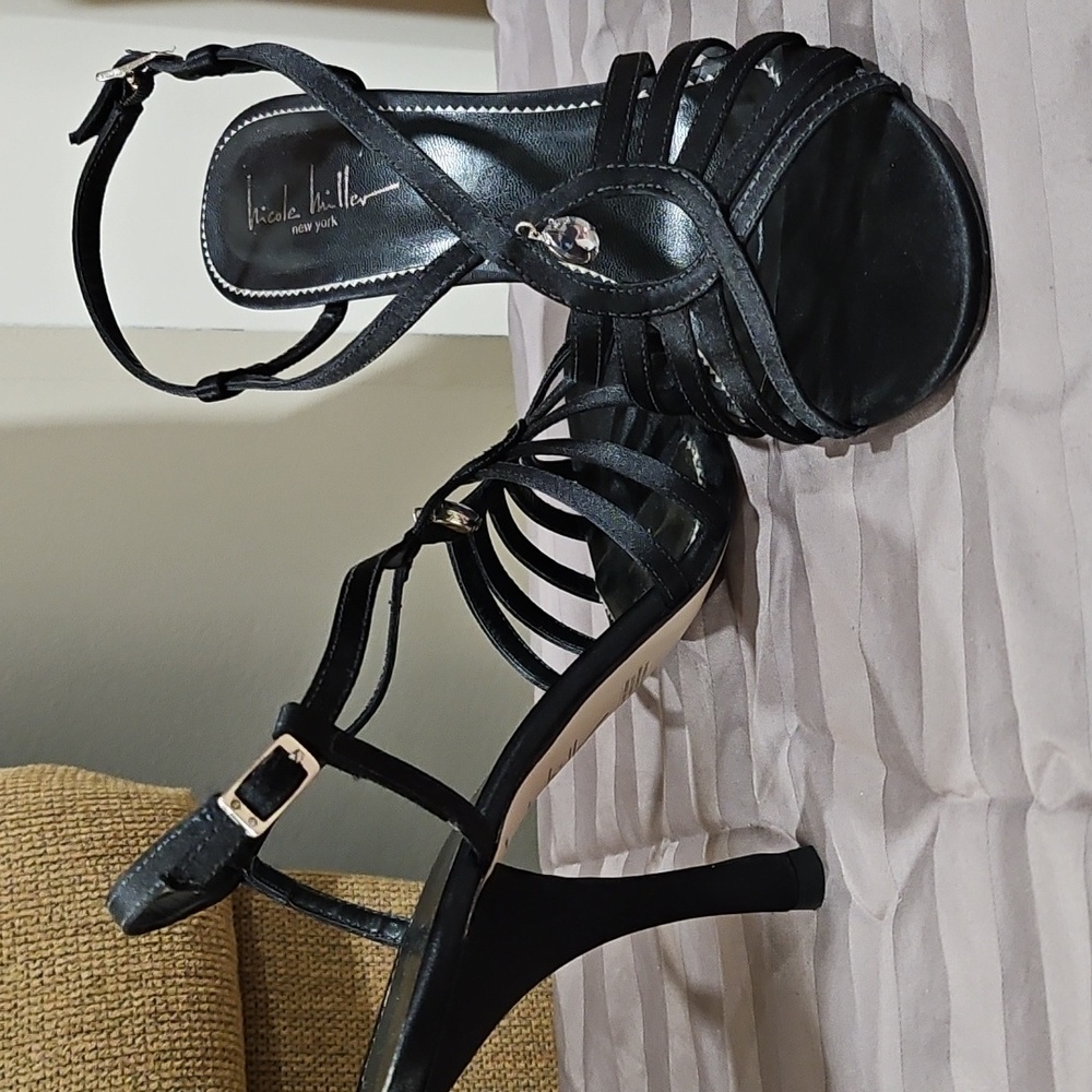 Nicole Miller Black Strappy Heels